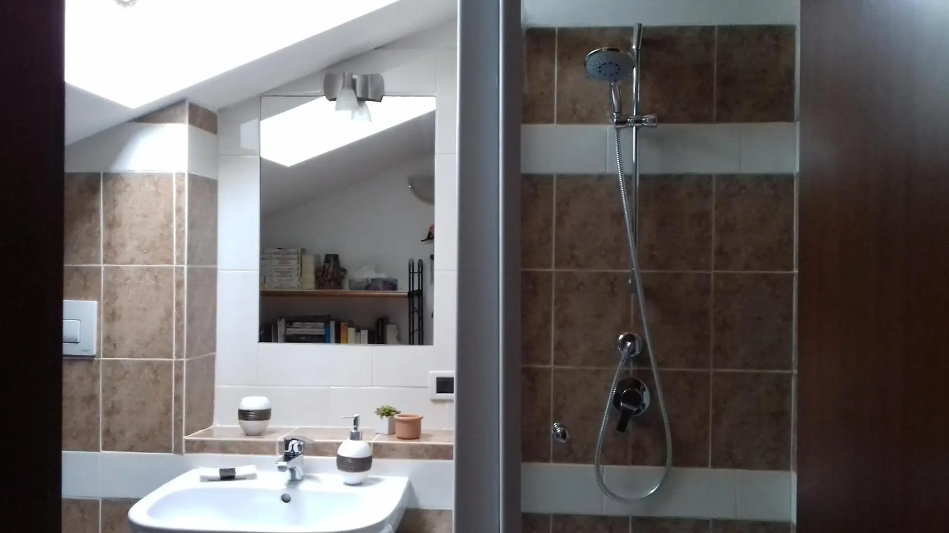 לאזיסה Prestigioso Appartamento Con Piscina 0*,  איטליה