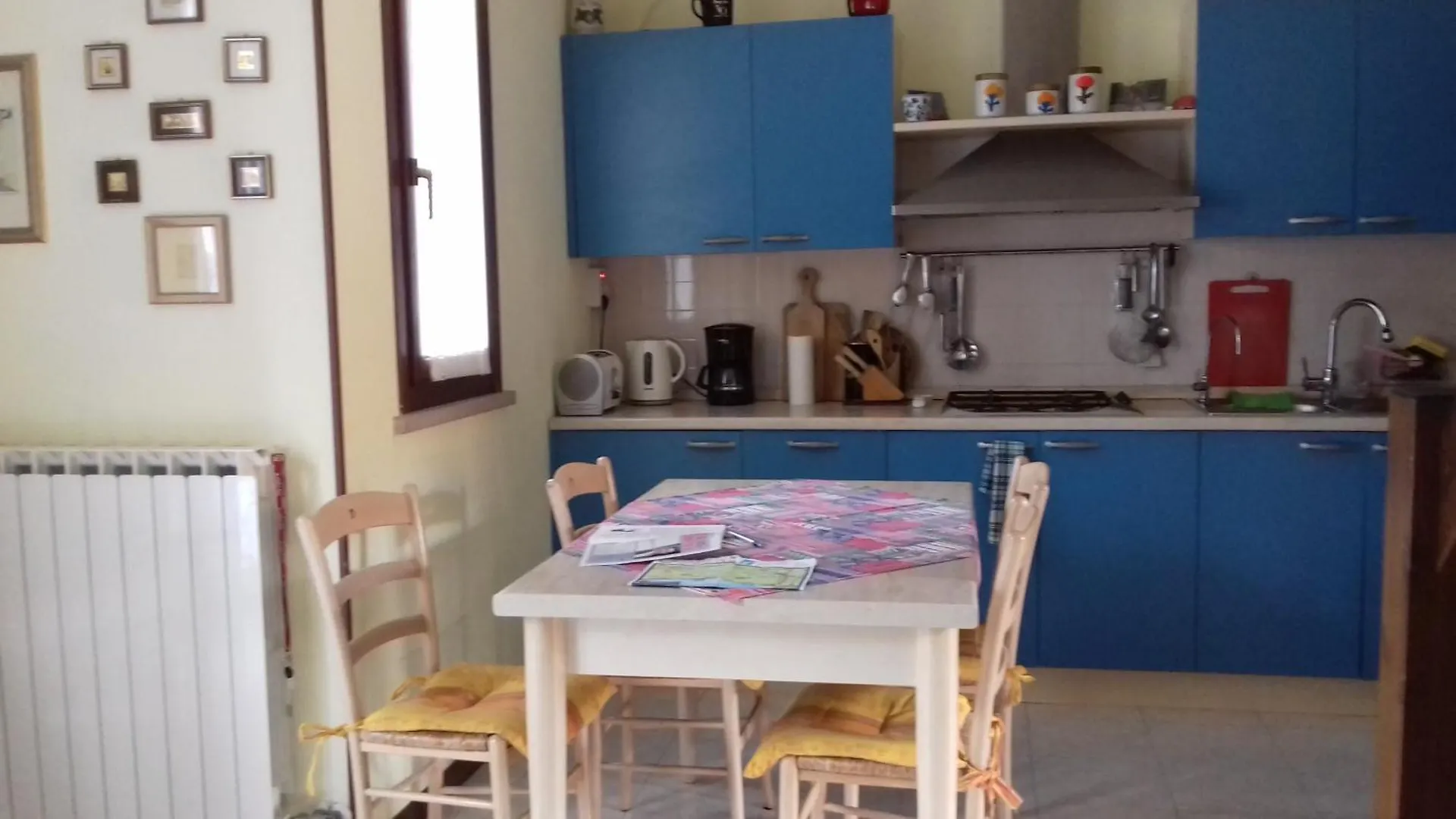 לאזיסה Prestigioso Appartamento Con Piscina 0*,